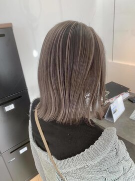 ユニ バイ マグ 長野店(Uni.by Mag) 透明感◎ハイライトバレイヤージュラベンダーグレージュ