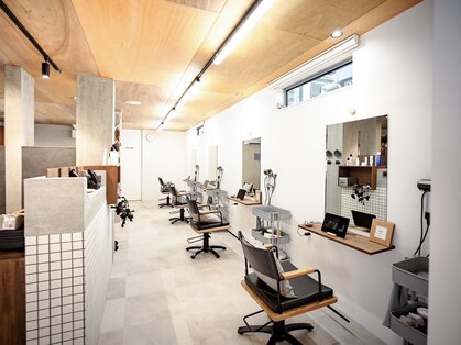 サンドット(Sun.)の写真