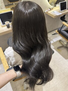 ジーナ 福岡天神(Zina) 《Zina福岡天神》韓国風艶髪オリーブグレージュカラー