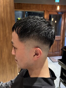 アンドワークス 2nd(&WORKS) スキンフェード