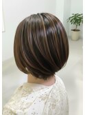 大人可愛い/小顔/30代40代/丸みショート/白髪ぼかしハイライト