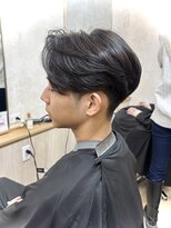 ビイン(viin)&nbsp;後ろに流れるワンカールパーマ