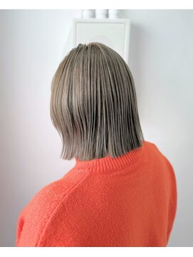 ミュー(Mu) ミルクティーグレージュ　グレージュカラー