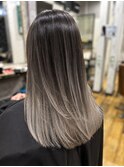 シルバーベージュエアタッチバレイヤージュ