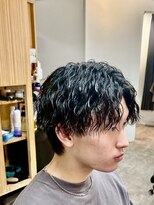 フリゼーア 川西店(FRISEUR) ウェーブツイスパセンターパート
