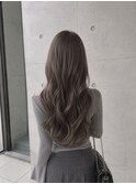 オリーブベージュ
