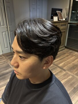 ブチメンズヘア(Buchi MEN'S HAIR) 【ビジネスマン必見】20代30代センターパート縮毛矯正