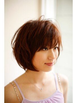 リリ(LiLi) ふんわりボブ