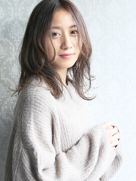 カモン(CAMON) ハーフウェットな質感で、ラフなお洒落ヘアスタイル♪