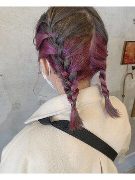 アティック ヘアーデザインアンドリラクゼーション(attic hair design&relaxation) インナーカラー