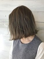 マグサロンギャラリー(Mag salon gallery)&nbsp;20代30代40代抜け感ショートレイヤーミルクティベージュ