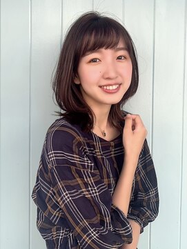 インフィニティ 新富町(Infinity) 【ふんわりミディアム】くびれ外ハネミディ