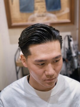 フォーコーナーズカットショップフェイビーズ 名古屋西(FourCornersCutShop favey's) サイドパート