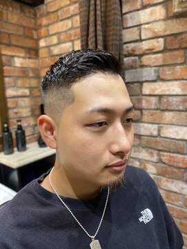 ミナミ(MINAMI) ショートヘアスタイル　ソフトアイロンパーマ　国分寺