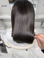 リーホリエ(Lee Horie) 髪質改善で艶髪美人