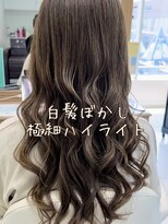 アッシュ 鶴ヶ峰1号店(Ash)&nbsp;【脱白髪染め】透明感ベージュカラー　[横浜/鶴ヶ峰/白髪ぼかし]