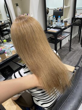 ココット 京橋店(cocotte) ホワイトベージュ