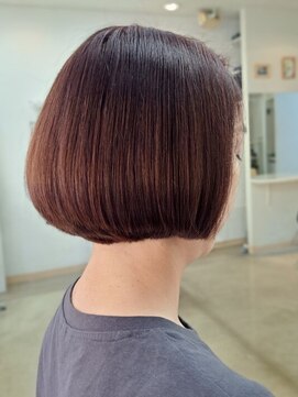 ヘアデザイニング ズーム 飯田橋店(hairdesigning Zoom) 20代30代40代：お手入れが楽！グラデーションボブ