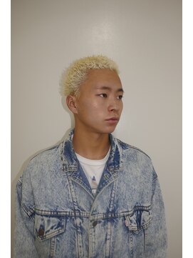 メリケンバーバーショップ トーキョー(MERICAN BARBERSHOP TYO) 考案者が施術するEASYPUNK（ヌマタユウト）16