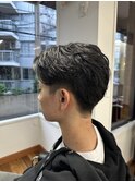 MEN'S HAIR/フェザーショート/刈り上げセンターパート/表参道駅