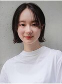 切りっぱなしショート・ボブ/絶壁解消/前髪なし/20代/30代/丸顔