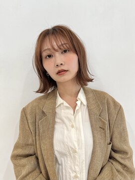 エアー 青山(AIR) 外ハネボブ/オリーブベージュカラー