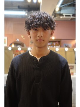 エディ(Edy) メンズマッシュ波巻きスパイラルパーマケアパーマ眉毛カット岡山