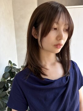 イルウィ(irwi) 【miku/トレンド】大人のハッシュカット/透明感カラー/門前仲町