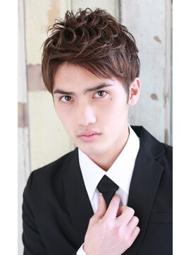 エミル 国分寺(emile) 無雑作ショートのビジネスツーブロック【国分寺】