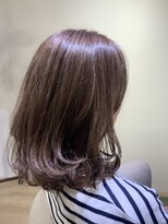 ユーネリー(U-NERY)&nbsp;ミディアムのプラチナアッシュ