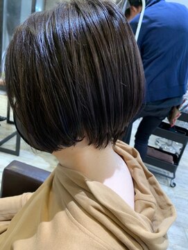 トレ(tre.) 甲子園口/髪質改善/縮毛矯正/白髪染め/ハイライト/酸性