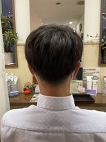 コアフィールフィス(COIFFURE fils)&nbsp;新規お得クーポンあり！【見附　今町】短めツーブロスタイル