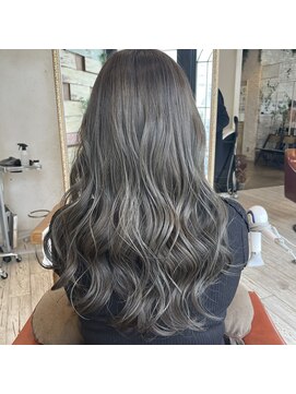 デコラソラン 本川越(DECORA SORAN) オリーブグレージュ【川越】