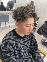 リミットバイアフィナー 大宮店(limit by Afinar) 相性抜群!センター分けツイストスパイラル×ハイライトツーブロ