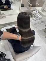 コア 梅田茶屋町店(Core)&nbsp;髪質改善×酸性縮毛矯正×美髪カラー 【core 梅田茶屋町】