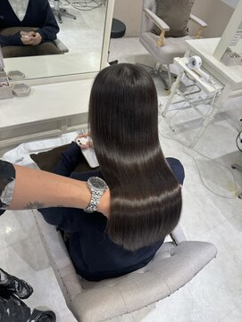 コア 梅田茶屋町店(Core) 髪質改善×酸性縮毛矯正×美髪カラー 【core 梅田茶屋町】