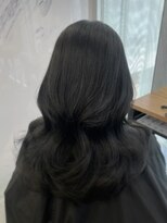 エヌアイ オモテサンドウ(ni omotesando)&nbsp;地毛風グレージュ/韓国レイヤーカット/くびれヘア★上野