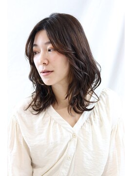 ビューティーアンドフリーハコ(Beauty&Free HACO) くびれミディ/アンニュイ/フェイスレイヤー/ウルフパーマ