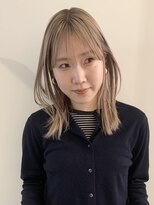 ユニコ(unico)&nbsp;レイヤーカット/ホワイトベージュ