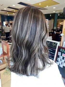 アース 熊本光の森店(HAIR&MAKE EARTH) レイヤーカット/グレージュ/熊本/光の森/合志/大津/菊池