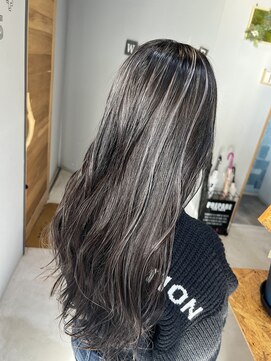 ティック 福井鯖江店(tic.) 透明感×大人ハイライト×白髪ぼかし×福井×アディクシー