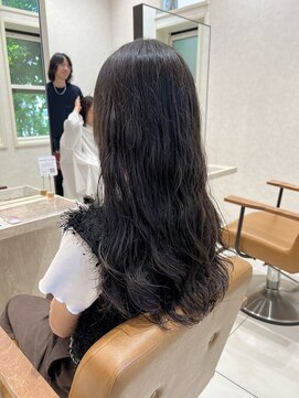 アピッシュ シーナ 海老名店(apish ciena) ロング緩めパーマ