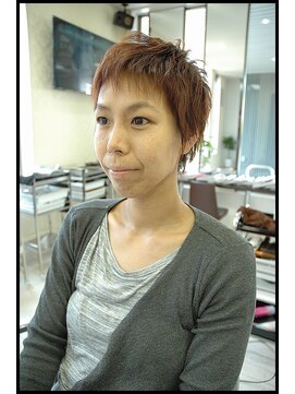 メタ(META) ショートボブ風 ※(ベリーショート)