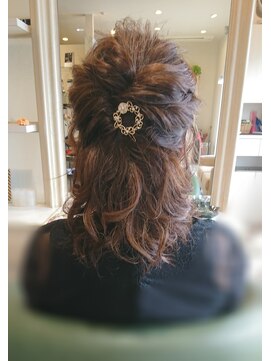 エメ(Aimer h-air) お呼ばれ用ハーフアップ