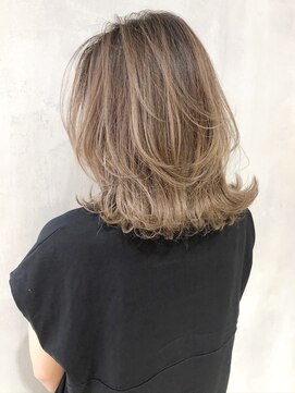 アルバム 銀座(ALBUM GINZA) ハイライトグラデーション_フリンジウェーブ_ba296843