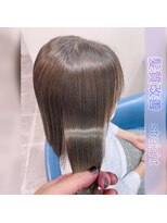 ウーロス(uros.)&nbsp;髪質改善☆straight