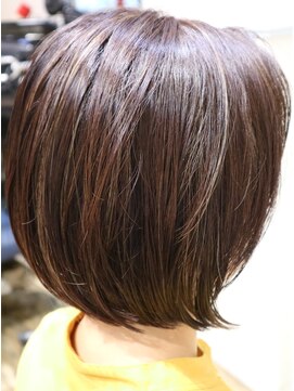 アフラワーヘア(a FLower HAIR) ハイライト☆ミニボブ