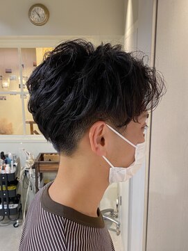 ルーカス(LUCAS) センターパート×パーマ