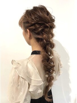 ミモザワークス(Mimosa Works) 愛され編みおろしヘア