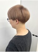 刈り上げマッシュショート×ピンクベージュ